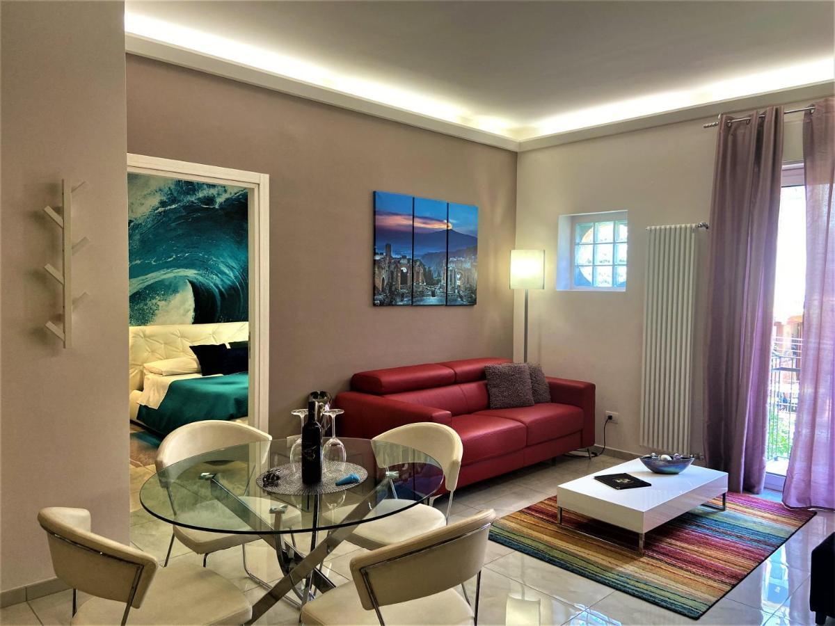I Due Grifoni Apartments タオルミーナ エクステリア 写真